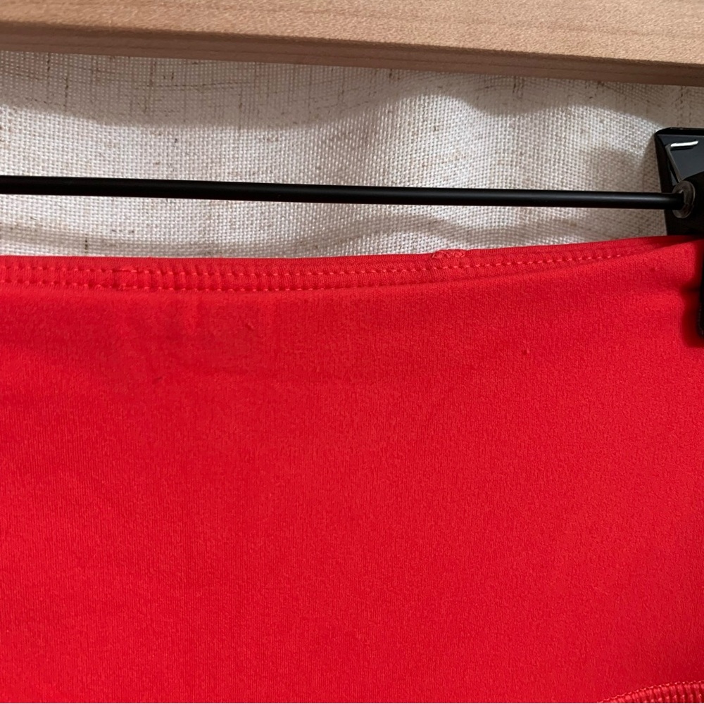 Alphalete No Front Seam Legging Tight Formula Red XS Like New - Picture 6 of 8